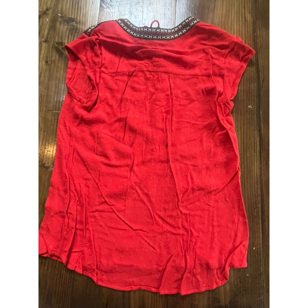 DR2 Red Clip Dot Blouse Womens Medium Embroidered Split Neck Tassel Cap Sleeve - Picture 3 of 3